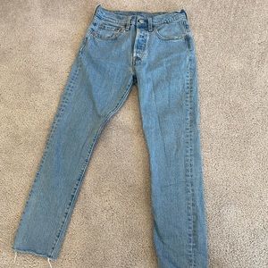 LEVI 501 HIGH WAISTED STRAIGHT LEG - LIGHT WASH